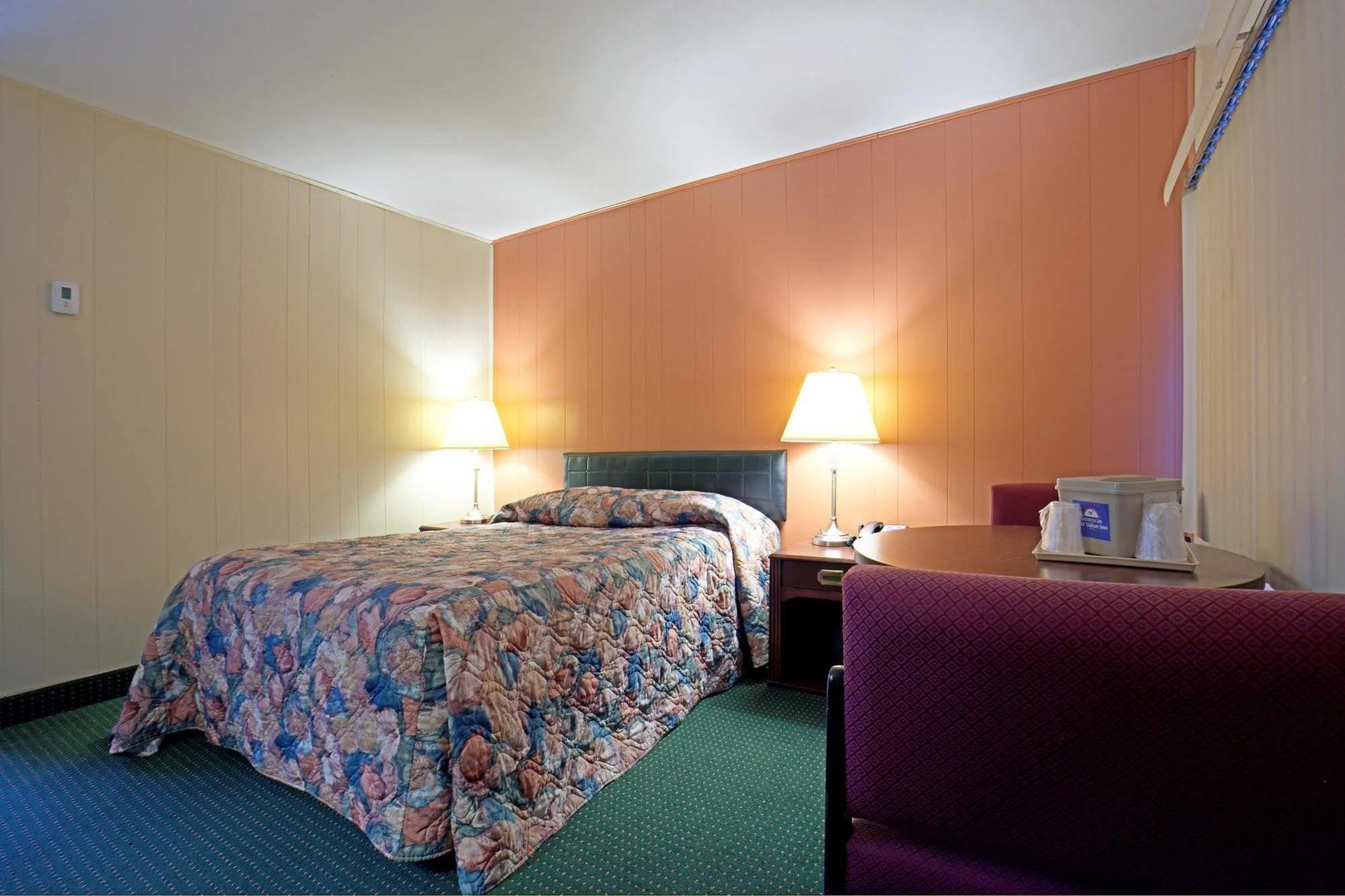 Americas Best Value Inn Bradford Habitación foto