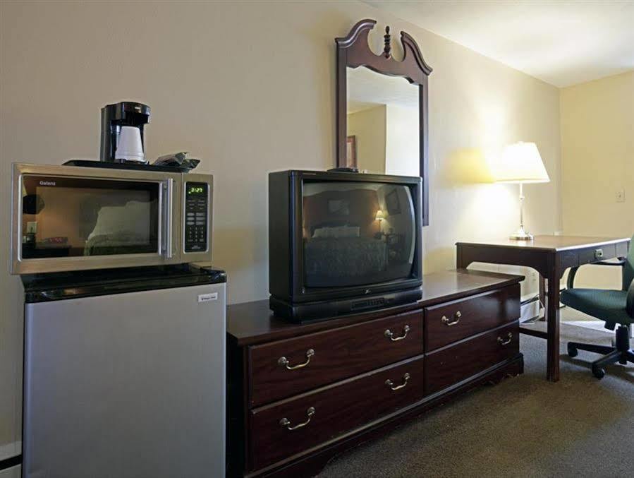 Americas Best Value Inn Bradford Exterior foto